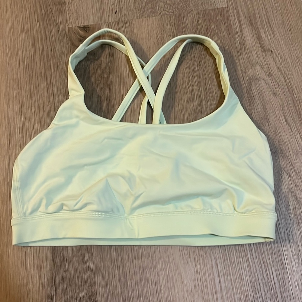 Energy bra kohlrabi green size 6 B-D cup medium support